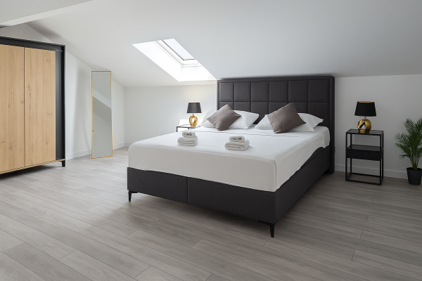 bedroom0577D0242-DA19-89A0-2AC2-8A3EDC1C70E5.png